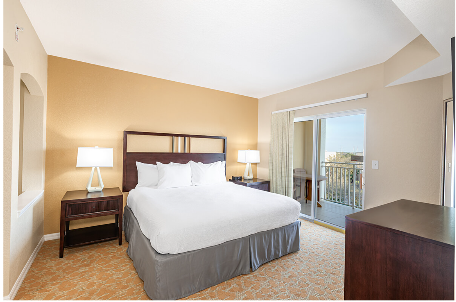 EDM shuttle package perks