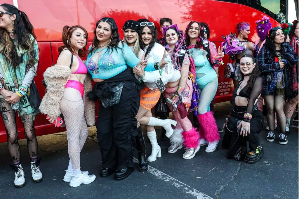 escape hotel package, escape halloween hotel package, escape shuttle package, escape halloween shuttles, escape payment plans, festival hotel package