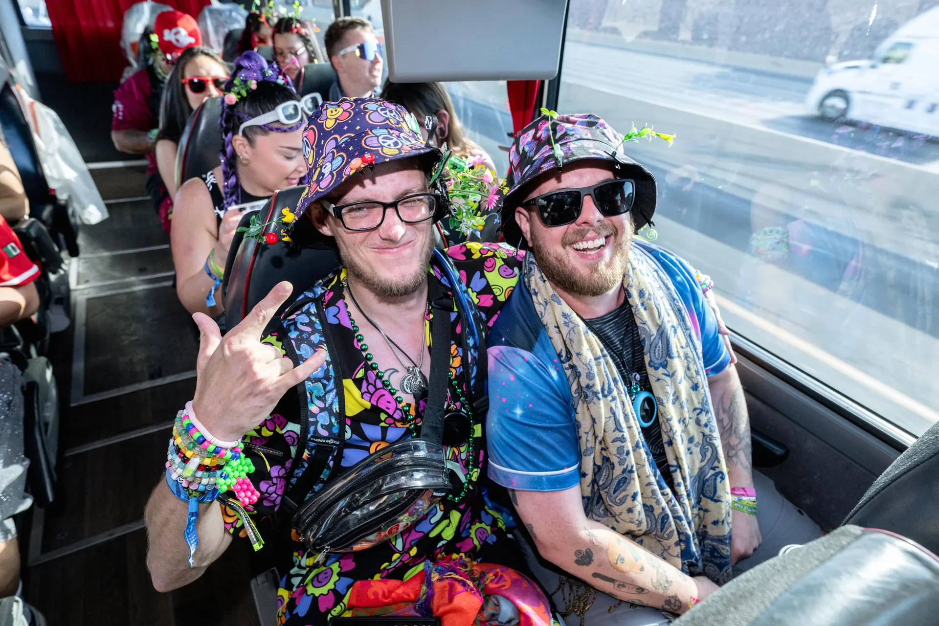 ONO guests on shuttle