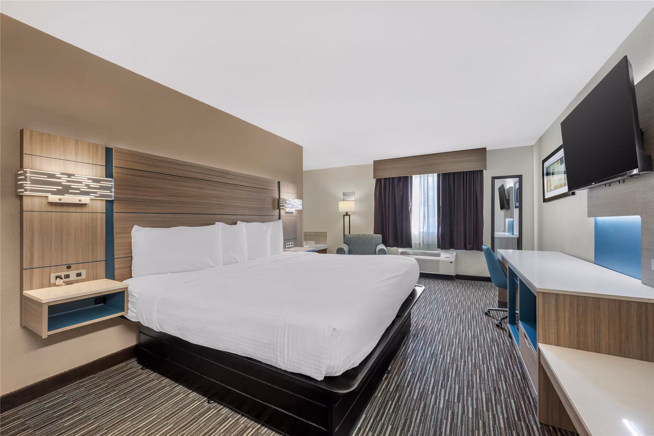 Best Western Columbus Airport king room